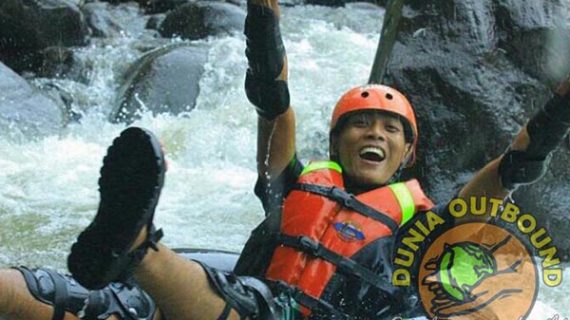 River Tubing di Puncak Bogor, Seru dan Menyenangkan