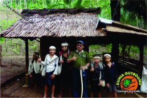 outbound di baduy, outbound di anyer, dunia outbound, kearifan lokal suku baduy, outbound di marbella anyer, outing di baduy