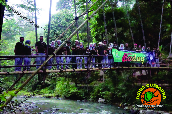outbound di baduy, outbound di anyer, dunia outbound, kearifan lokal suku baduy, outbound di marbella anyer, outing di baduy
