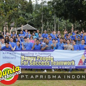 Paket Outbound Team Building