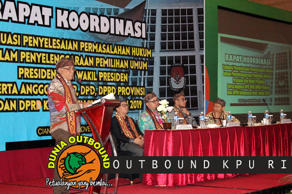 sambutan peserta outbound kpu ri