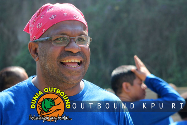 peserta outbound kpu dari Papua