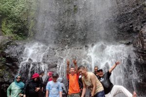 Camping Gathering di Cidahu, Camping Gathering Majelis Taklim di Cidahu, Camping di Bhumi Cantigi Nature and Wellness Camp, Lokasi camping dekat Jakarta 2 jam, Camping Gathering Islami di Bhumi Cantigi, Outbound dan camping terbaik di Cidahu