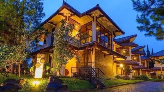 Perbandingan Hotel untuk Outbound di Lembang: Putri Gunung vs Sari Ater